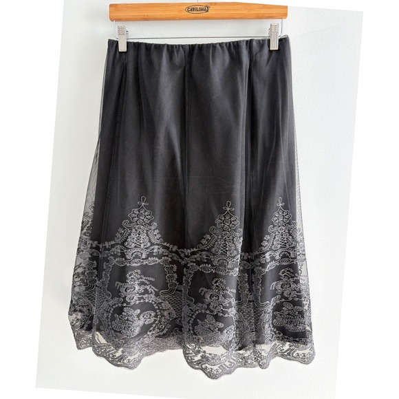 Soft Surroundings Dresses & Skirts - Soft Surroundings Black Mesh Embroidered Lace Trim Midi Skirt Small